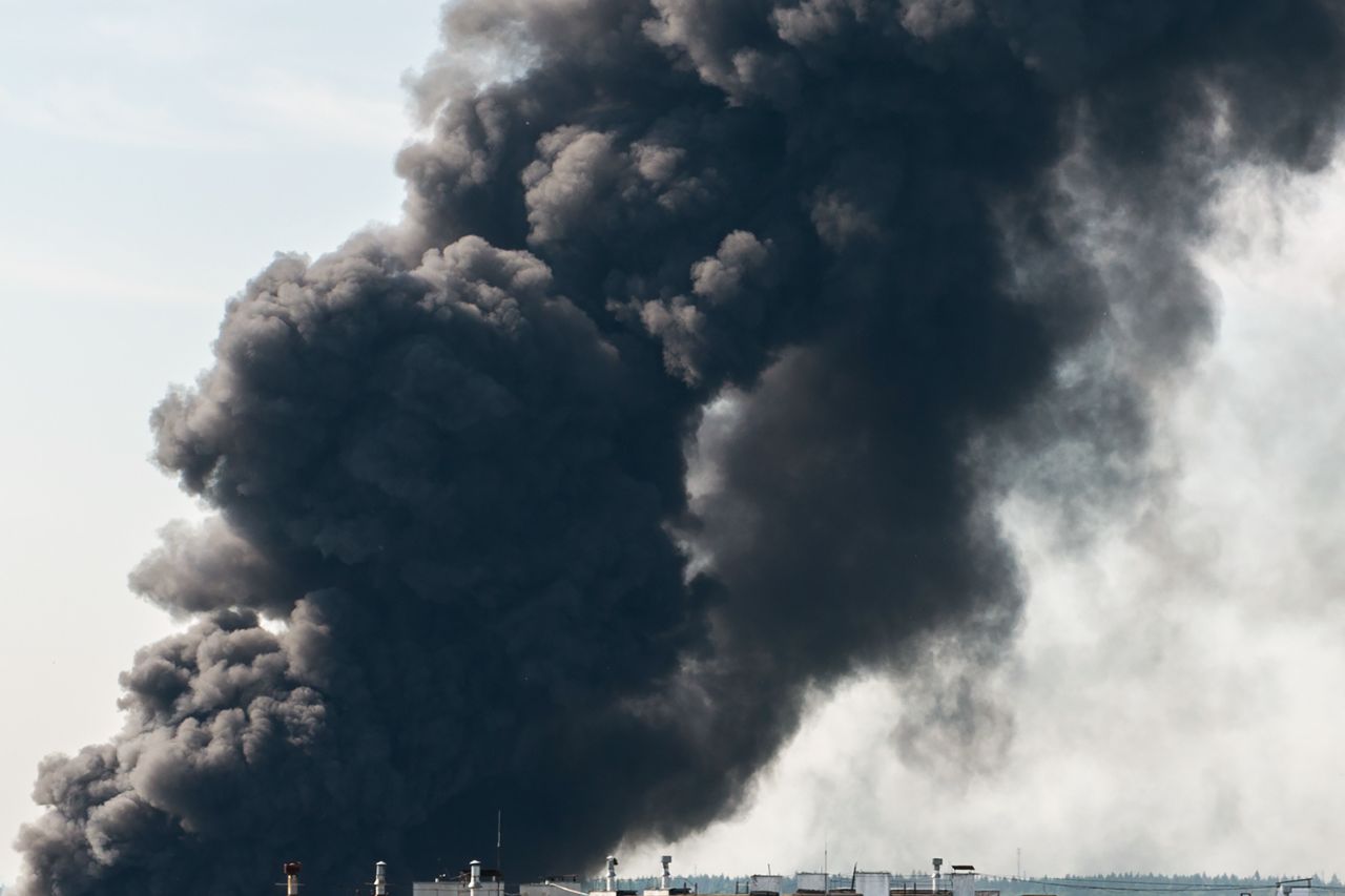 Großbrand in Ludwigshafen: Feuerwehr rettet schnell und ohne Verletzte!