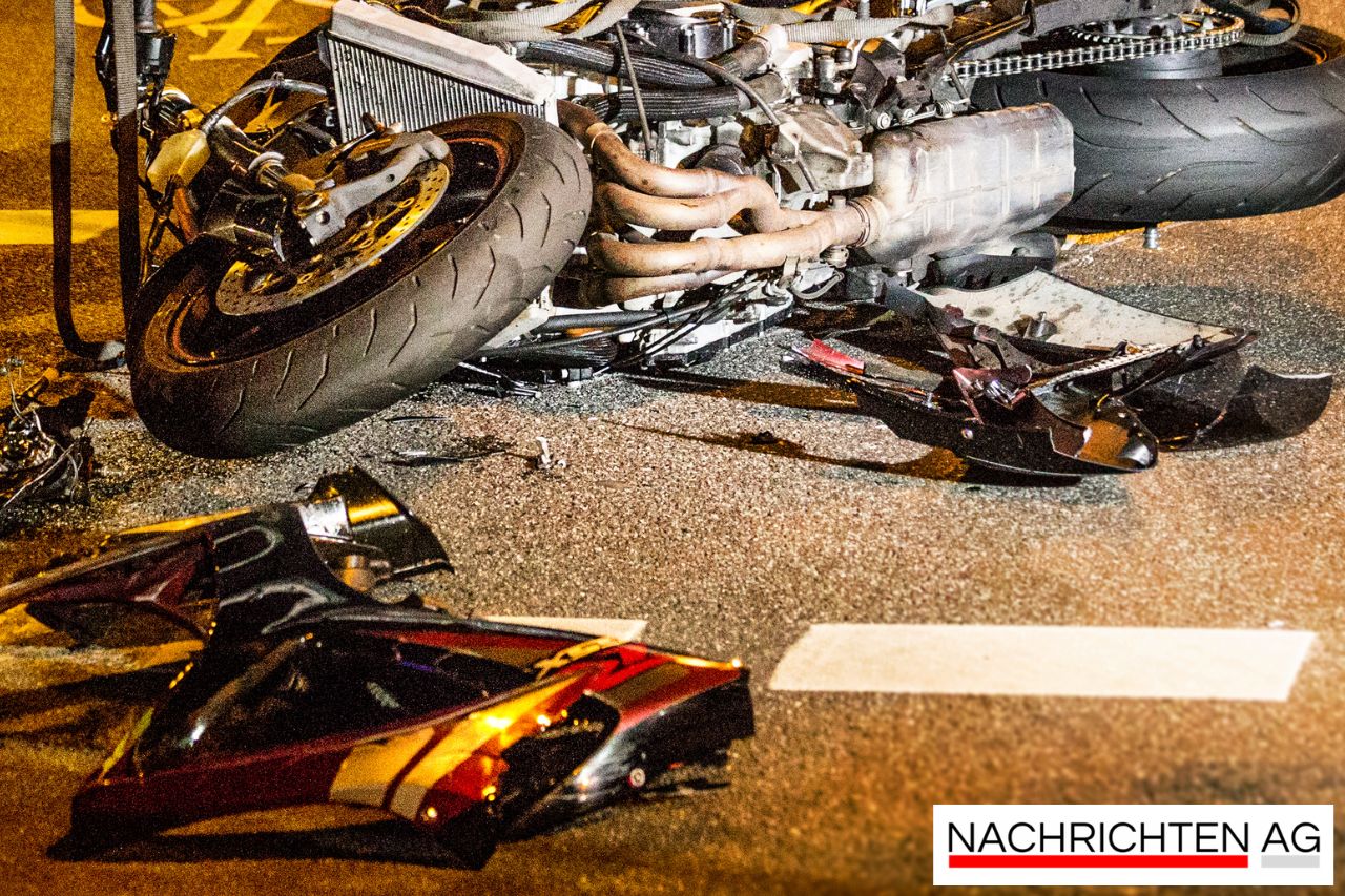 Motorradunfall in Waldeck-Frankenberg: Schwer verletzte Fahrzeuginsassen!